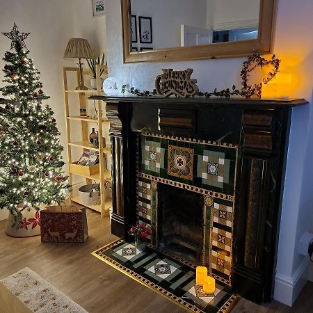 Eldon Row - Stylish Character Apartments - Central Location 1 & 2 Bed Available Dolgellau Eksteriør billede