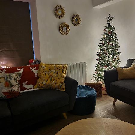 Eldon Row - Stylish Character Apartments - Central Location 1 & 2 Bed Available Dolgellau Eksteriør billede