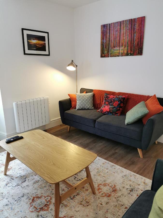 Eldon Row - Stylish Character Apartments - Central Location 1 & 2 Bed Available Dolgellau Eksteriør billede