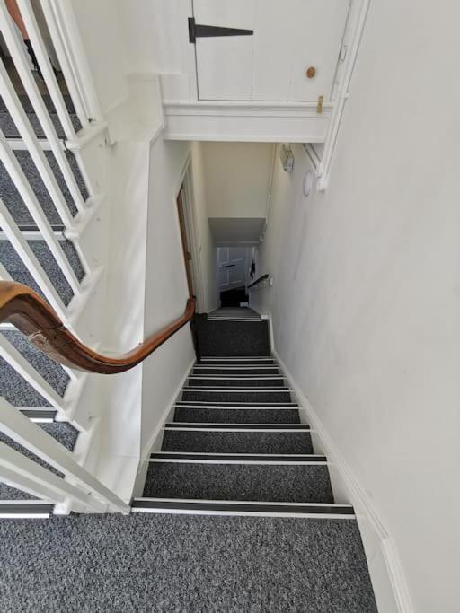 Eldon Row - Stylish Character Apartments - Central Location 1 & 2 Bed Available Dolgellau Eksteriør billede