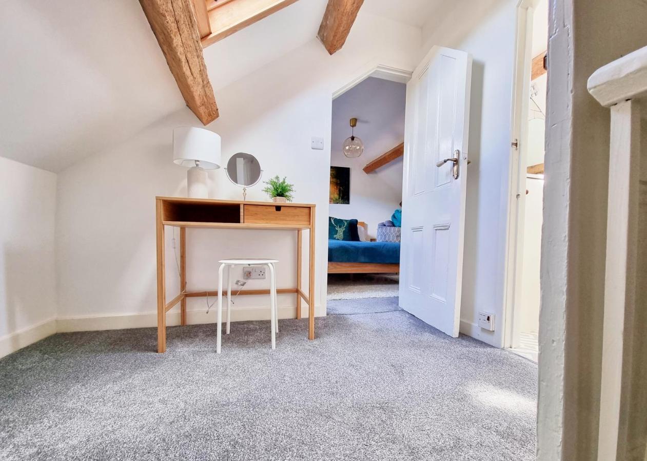Eldon Row - Stylish Character Apartments - Central Location 1 & 2 Bed Available Dolgellau Eksteriør billede