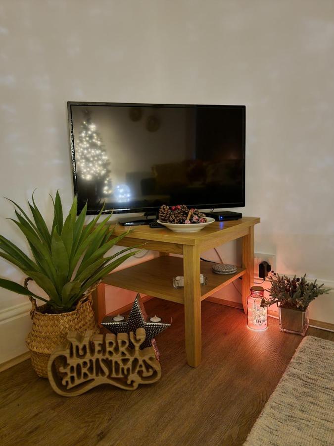 Eldon Row - Stylish Character Apartments - Central Location 1 & 2 Bed Available Dolgellau Eksteriør billede